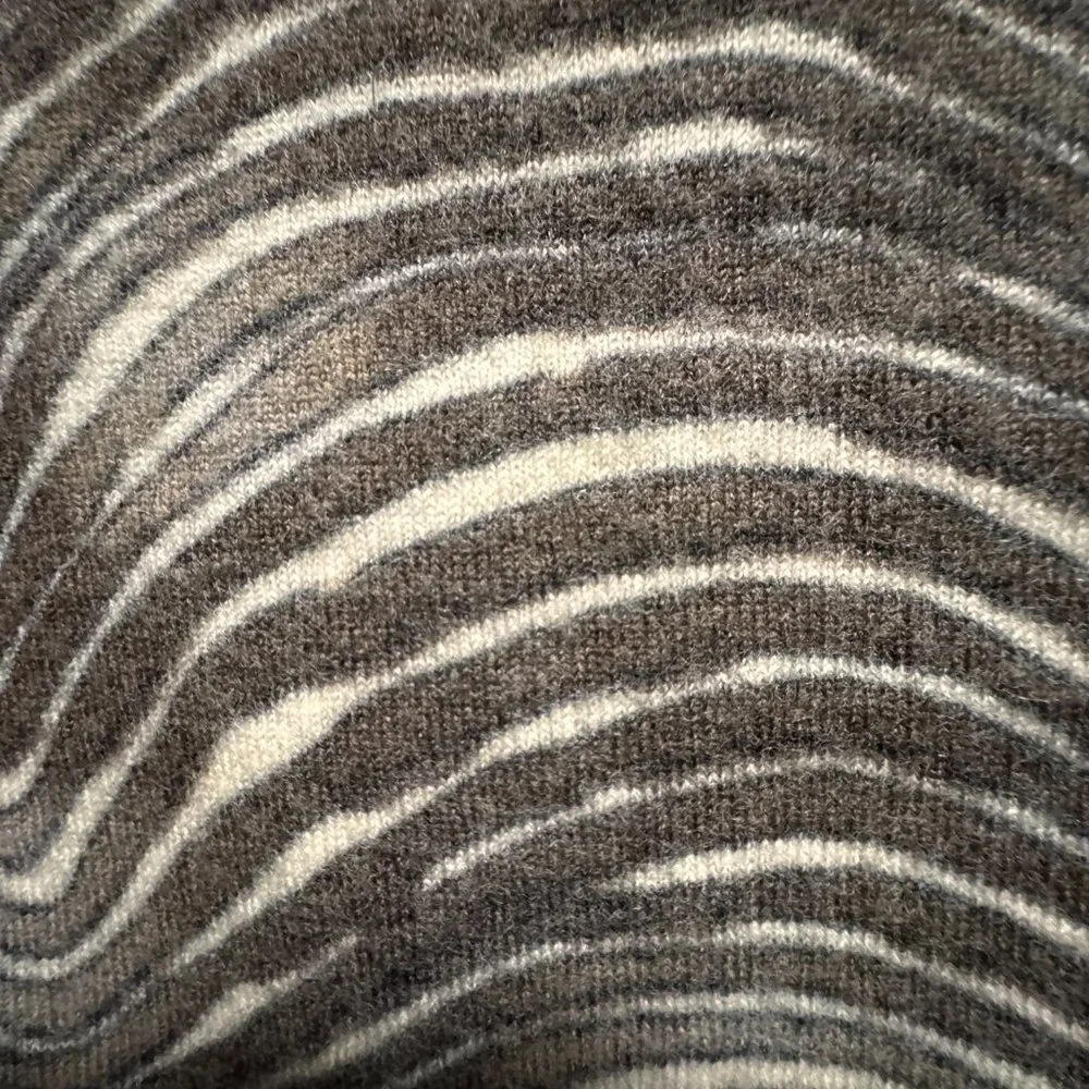 Tory Burch size small 100% merino wool zebra print sweater